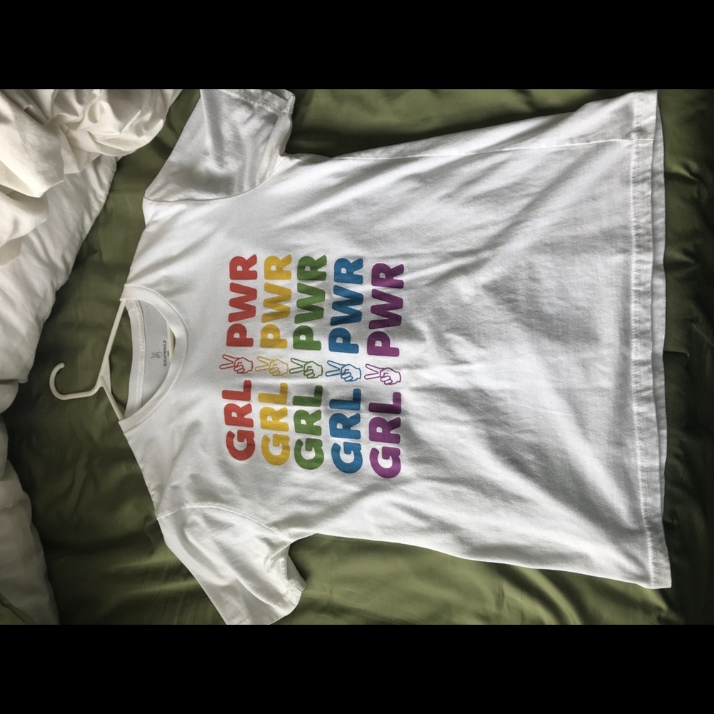 Graphic tee
